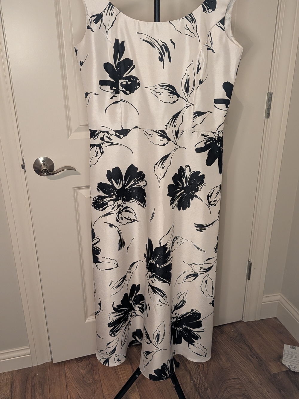 Coldwater Creek White Maxi Dress with Black Floral Print